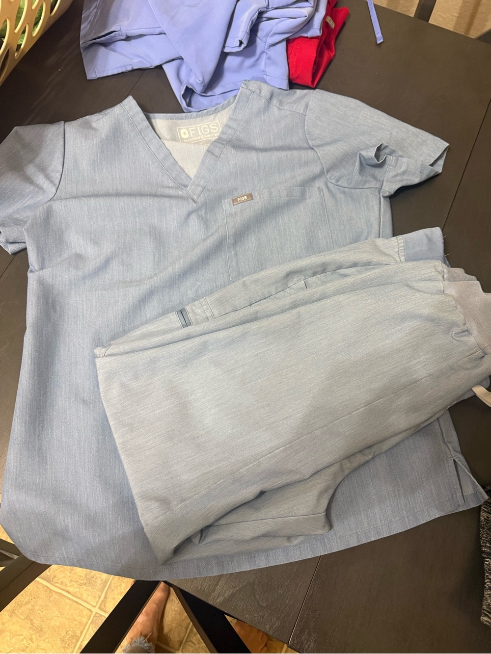 Figs Light Blue Scrub Set Size Medium - Picture 4 of 4
